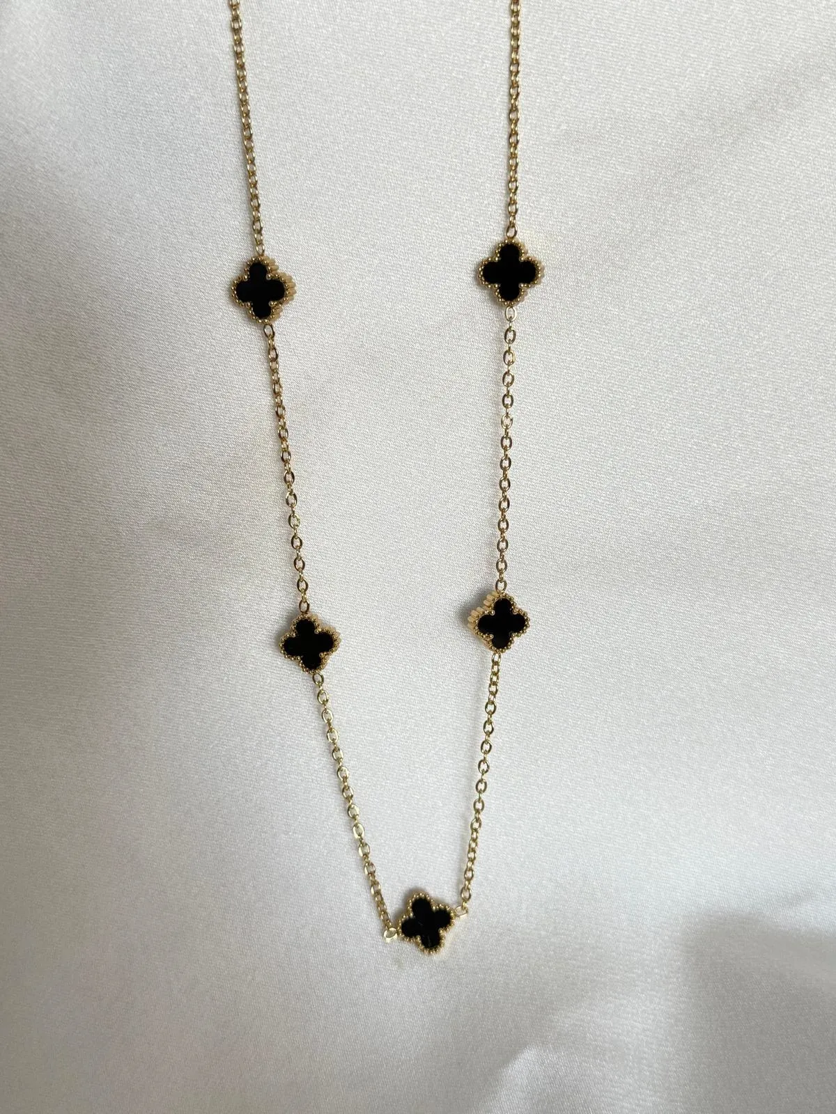VAN CLEEF MUADİLİ ÇİFT TARAFLI SEDEF KOLYE MODELİMİZ